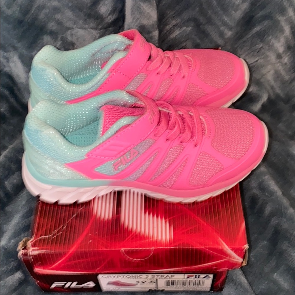 NWT in box Little Girls FILA Shoes